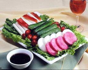 快乐吃瓜酱,揭秘娱乐圈幕后故事，带你领略明星们的喜怒哀乐