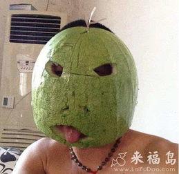 吃瓜的人怎么吐舌